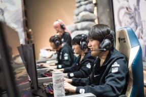 九游体育-JackeyLove新星重要助攻表现突出，湖人前途光明！上演精彩一战(johnbaker怎么读人名)